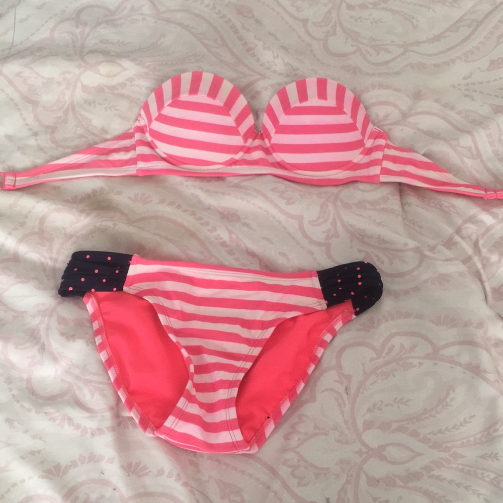 Bathing suit